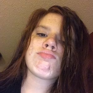 Meet your Posher, Mia